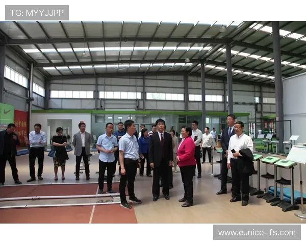 《电竞产业迎来新机遇 全球赛事规模持续扩大 玩家市场潜力巨大》 《电竞产业迎来新机遇 全球赛事规模持续扩大 玩家市场潜力巨大》