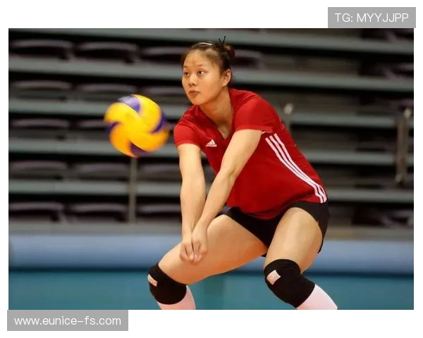 中国女排力克强敌晋级四强 全员表现出色展现冠军实力 中国女排力克强敌晋级四强 全员表现出色展现冠军实力