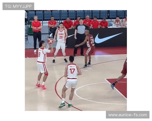 中国男篮热身赛大胜世界强队 展现全新阵容实力冲击巴黎奥运 中国男篮热身赛大胜世界强队 展现全新阵容实力冲击巴黎奥运