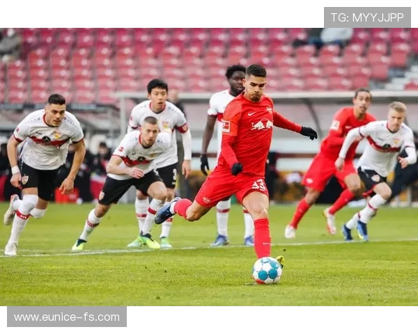 RB莱比锡俱乐部崛起之路与德甲欧战竞争力解析青年培养与现代足球运营模式