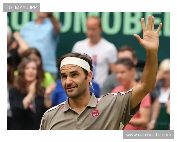 费德勒宣布退役后首度公开亮相 网球传奇引发全球关注